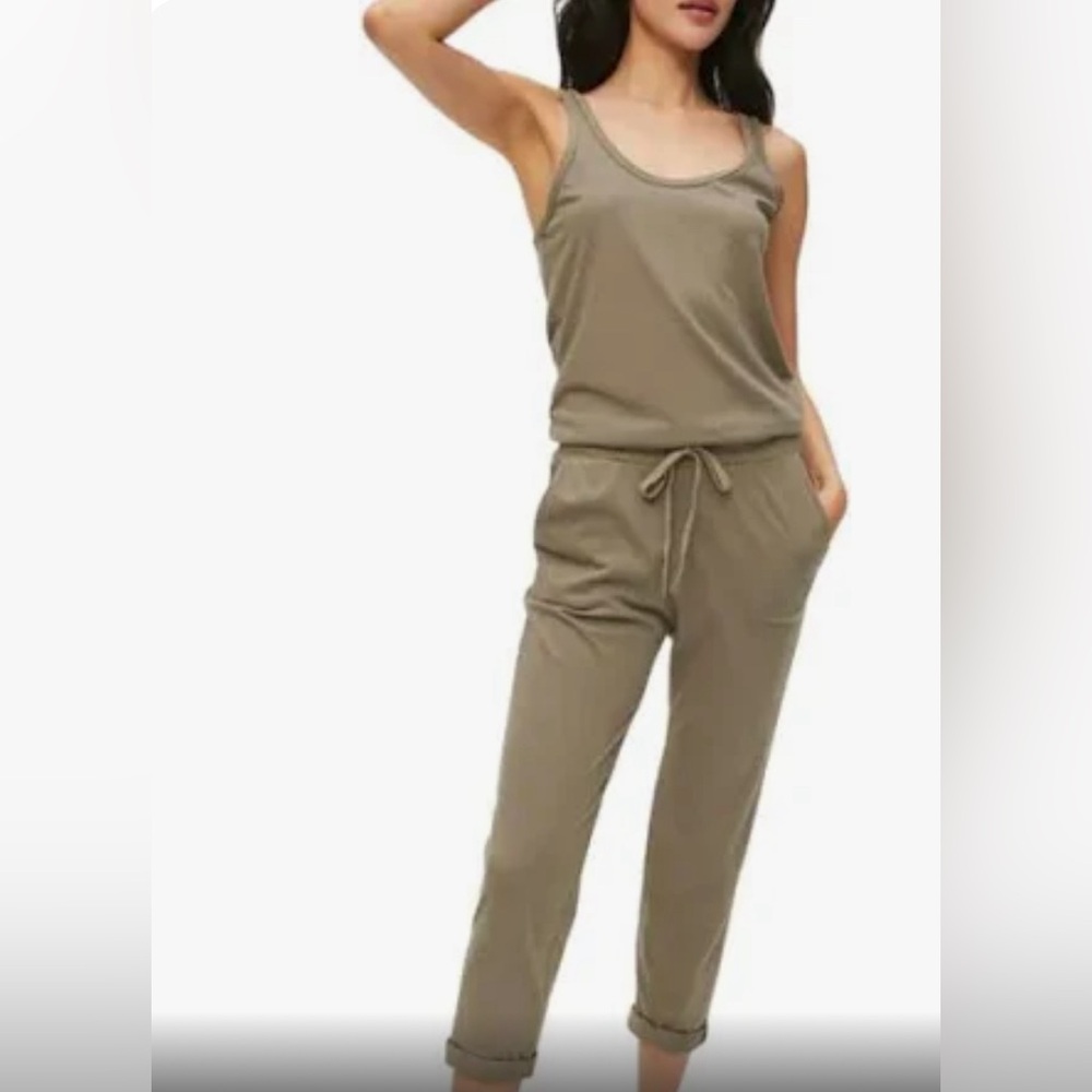 NWT Michael Stars Darling Theo Jumpsuit!